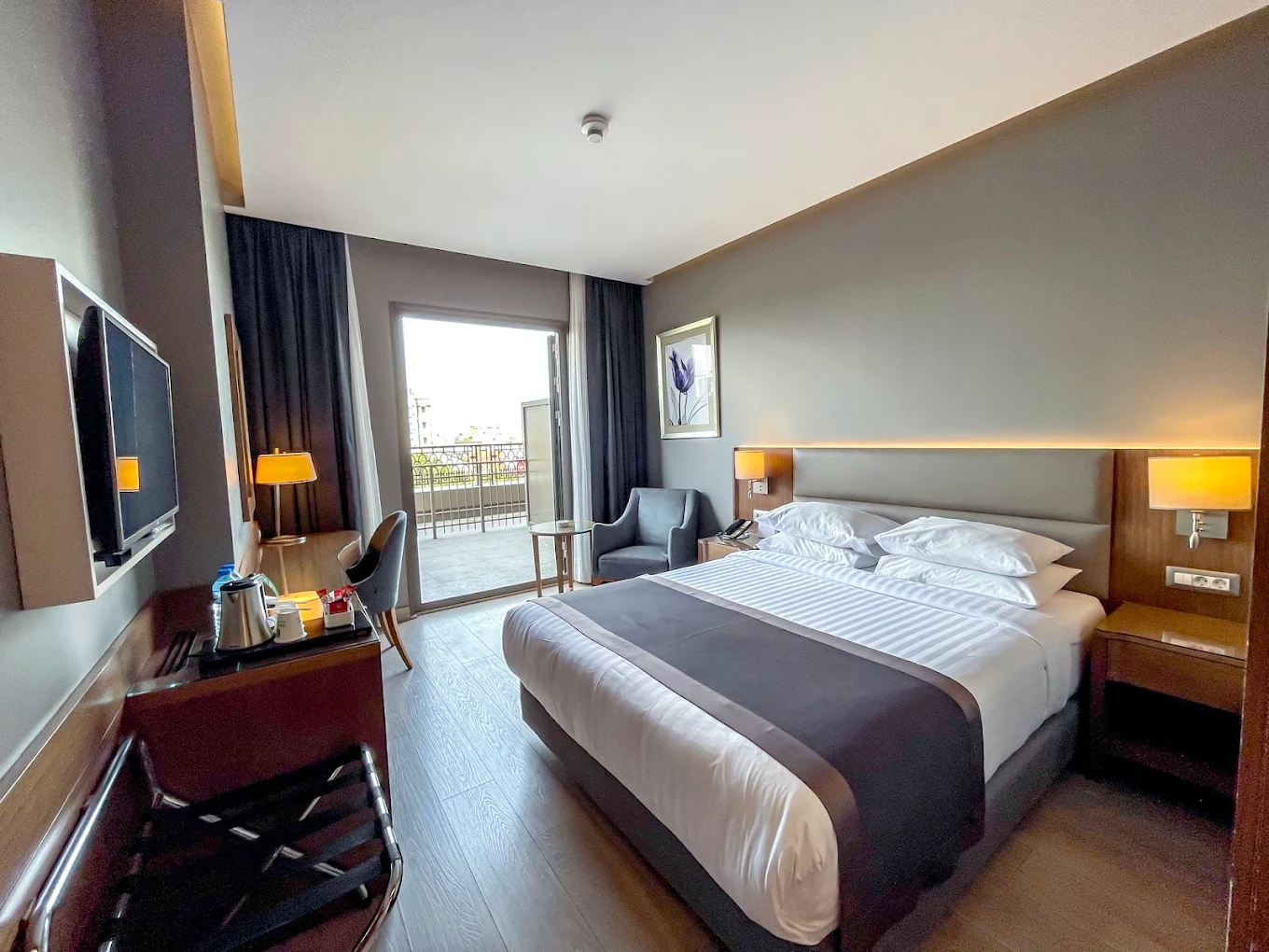 Bursa Holiday Inn - Image 2